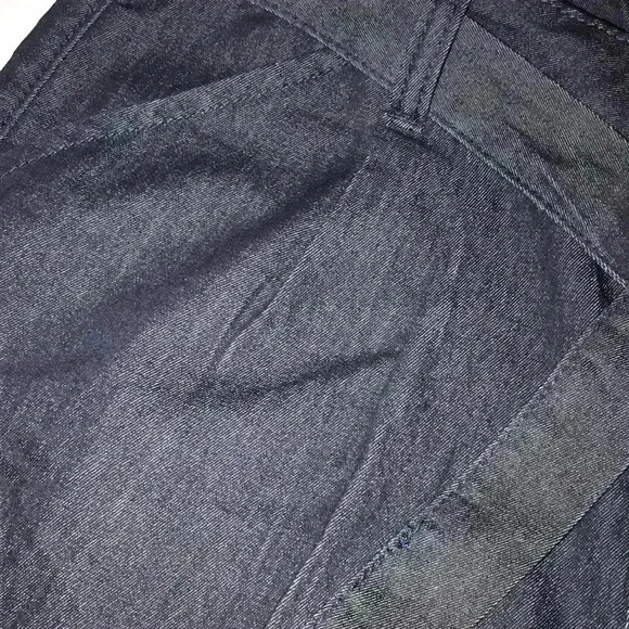 ๐ 4/$25 Like New QQMY Denim shorts w/ matching belt - Picture 7 of 9